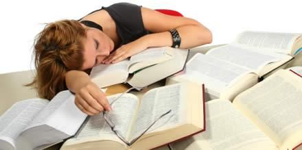 Week-end senza compiti? La legge parla chiaro!
