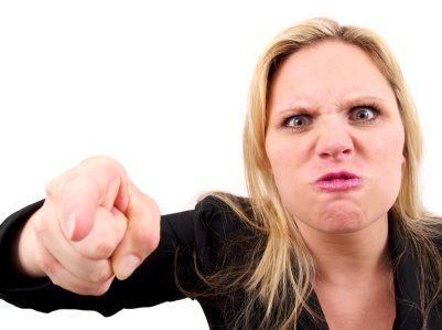 insulti professore, sanzioni professore, criteri voti