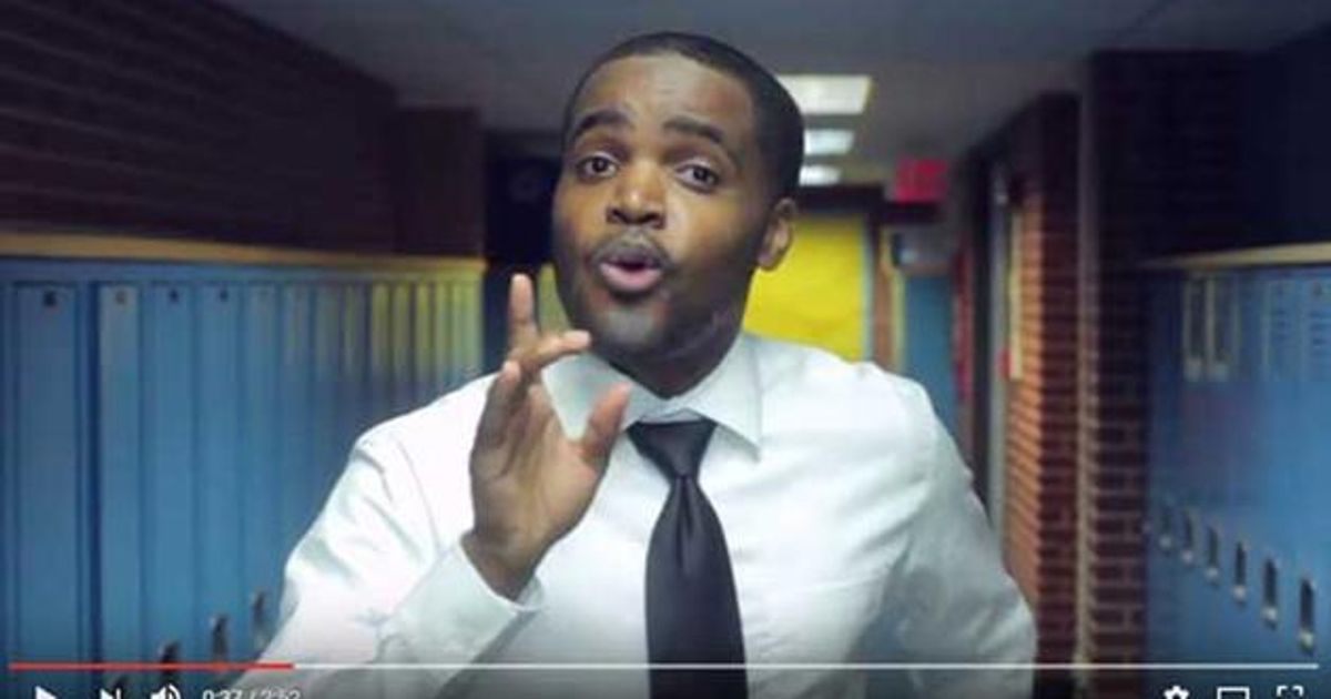 L'insegnate rapper che ha fatto impazzire il web con il video dedicato ...