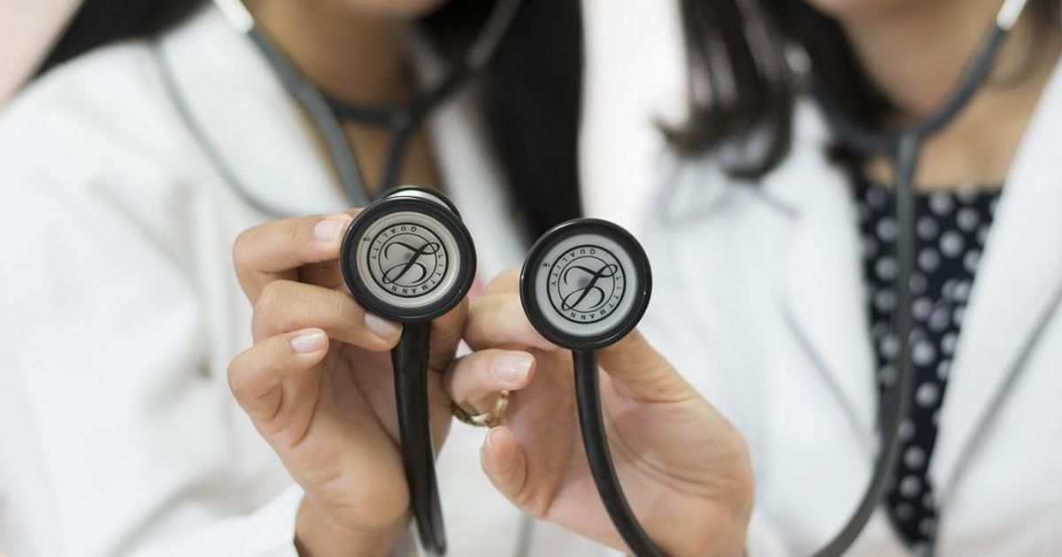 Come diventare Medico test d'ingresso, specializzazioni e tirocini ScuolaZoo Come diventare Medico test d'ingresso, specializzazioni e tirocini ScuolaZoo
